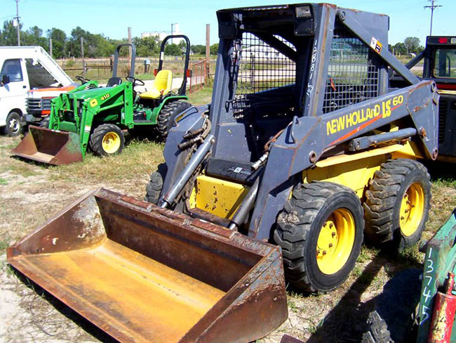 New Holland LS160 Skid steer loader image